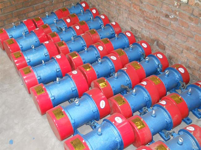 YZU-30-4振動(dòng)電機(jī)