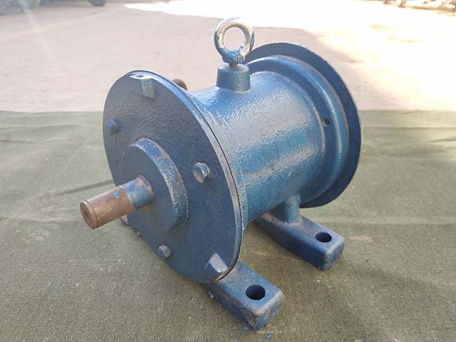 YZU3-4振動電機(jī)