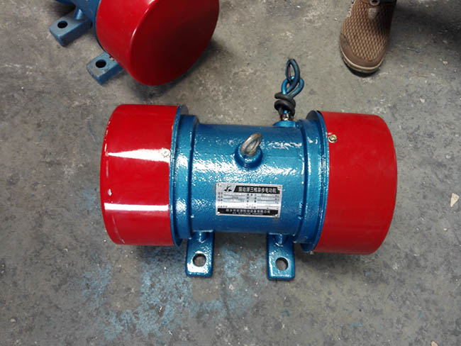 直線振動(dòng)電機(jī)的應(yīng)用行業(yè)