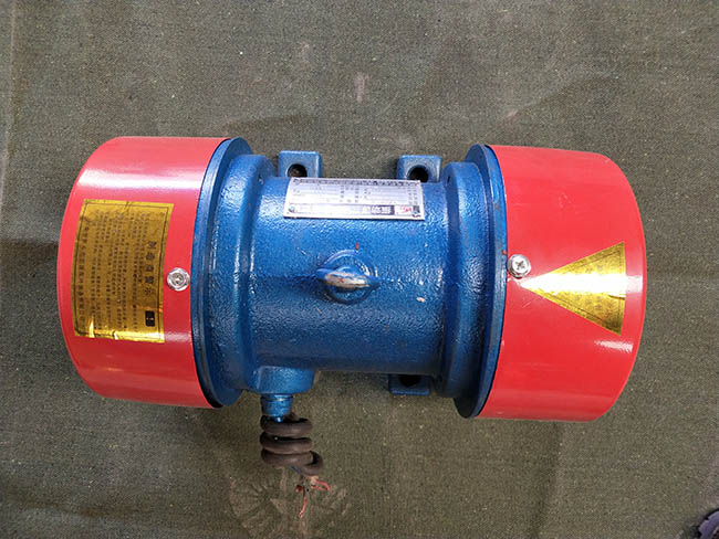 全銅芯線圈的振動(dòng)電機(jī) 質(zhì)保一年的振動(dòng)電機(jī)