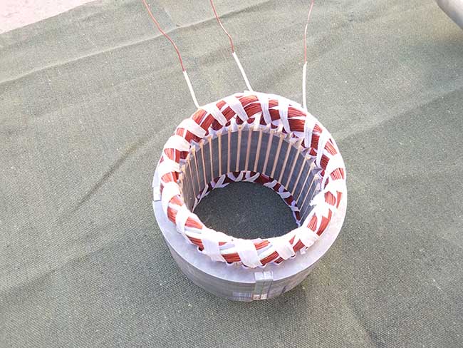 動鐵式直線振動電機(jī)