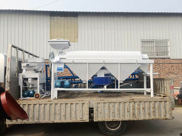 水稻拋光機(jī)、水稻除芒機(jī)、水稻打毛機(jī)、水稻去毛刺機(jī)、水稻打芒機(jī)