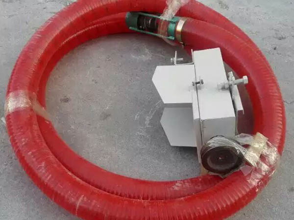哈爾濱6米絞龍上料機也叫軟管吸糧食機，效果杠杠滴