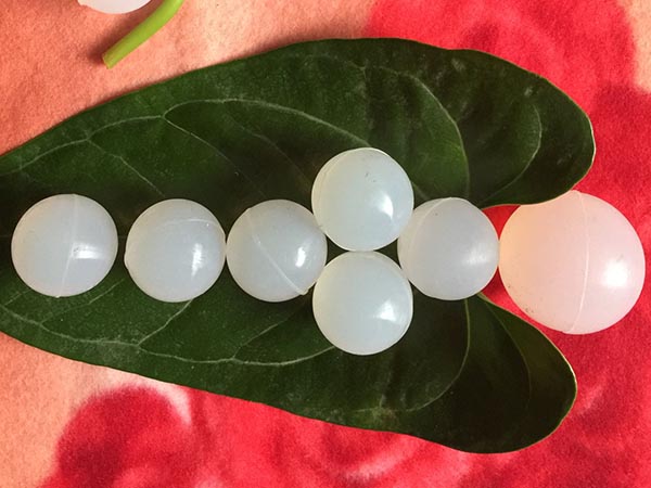 振動篩20mm硅膠球適合硅油等介質(zhì)中使用，無毒環(huán)保耐高溫
