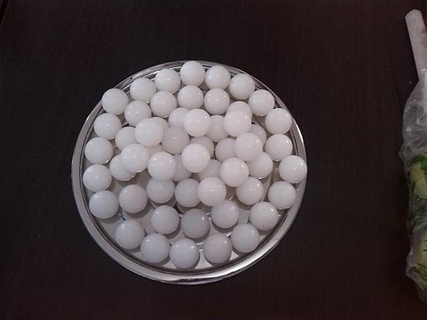 耐高溫25mm硅膠球球顧名思義是上面用的，