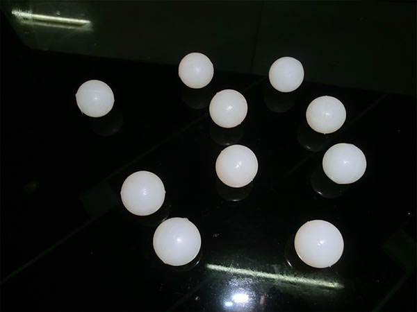 耐高溫35mm硅膠球請(qǐng)您在論壇或者對(duì)話框中給我們留言