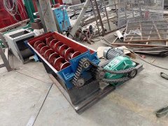 小型LS管式輸送機(jī)