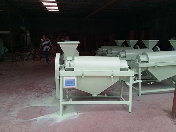 黑龍江小型水稻拋光機(jī)三相電高粱拋光機(jī)廠家熱銷